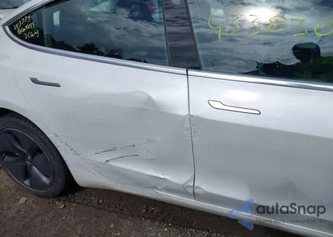 2020 Tesla Model 3 Standard Range Plus Rear-Wheel Drive/Standard Range Rear-Wheel Drive from USA, damaged, VIN 5YJ3E1EA8LF658774